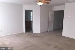 1406 Graham Dr, Fredericksburg, VA 22401 - Photo 5