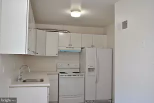 103 Hughey Ct, Fredericksburg, VA 22401 - Photo 3