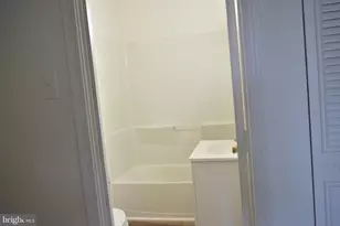 103 Hughey Ct, Fredericksburg, VA 22401 - Photo 5