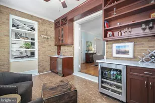 1111 Prince Edward St, Fredericksburg, VA 22401 - Photo 11