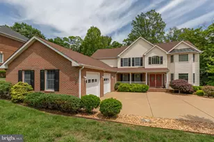 1001 Featherston Ct, Fredericksburg, VA 22401 - Photo 1