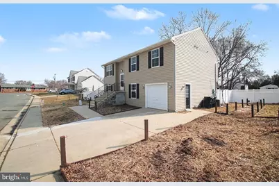 1002 Martingale Court, Fredericksburg, VA 22401 - Photo 3
