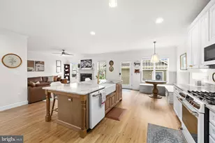 1304 Brigadier Dr, Fredericksburg, VA 22401 - Photo 9