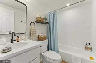 423 McKinney St, Fredericksburg, VA 22401 - Photo 13