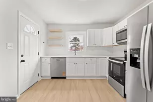 423 McKinney St, Fredericksburg, VA 22401 - Photo 7