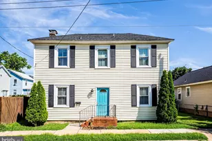 407 Hawke St, Fredericksburg, VA 22401 - Photo 1