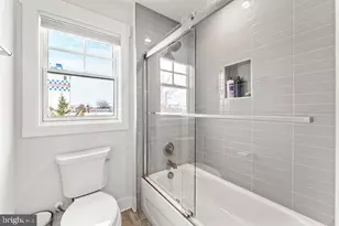 313 Charles St, Fredericksburg, VA 22401 - Photo 33