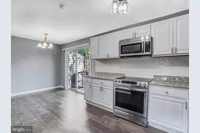 330 Brock Square, Fredericksburg, VA 22401 - Photo 5