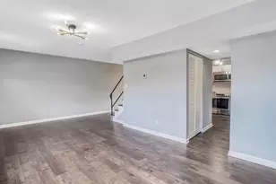 330 Brock Square, Fredericksburg, VA 22401 - Photo 9