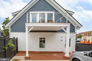 718 William St, Fredericksburg, VA 22401 - Photo 3