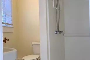 531 Hanover St, Fredericksburg, VA 22401 - Photo 9