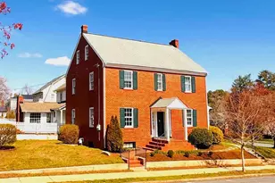 901 Monroe St, Fredericksburg, VA 22401 - Photo 1