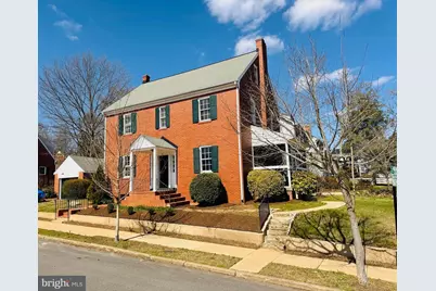 901 Monroe Street, Fredericksburg, VA 22401 - Photo 1
