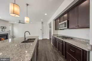 1104 Nolan St, Fredericksburg, VA 22401 - Photo 9