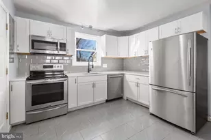 1503 Dixon St, Fredericksburg, VA 22401 - Photo 5