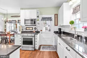 812 Marye St, Fredericksburg, VA 22401 - Photo 13