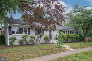 1321 Dandridge St, Fredericksburg, VA 22401 - Photo 13