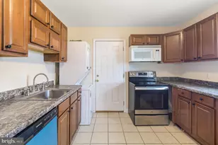 600 Woodford St, Fredericksburg, VA 22401 - Photo 9