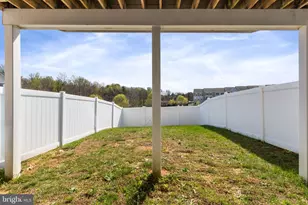 1428 Hudgins Farm Cir, Fredericksburg, VA 22408 - Photo 9