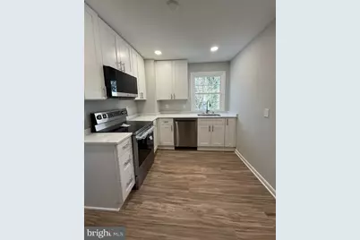 510 Caroline Street #B, Fredericksburg, VA 22401 - Photo 9