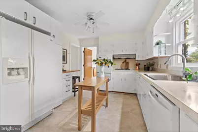 2010 Washington Avenue, Fredericksburg, VA 22401 - Photo 15