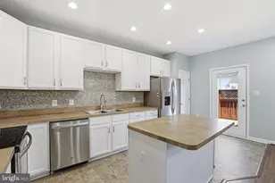 1107 Hampton St, Fredericksburg, VA 22401 - Photo 15