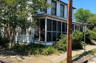 300 Prince Edward St, Fredericksburg, VA 22401 - Photo 3