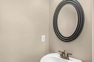 1016 Innis Dr, Fredericksburg, VA 22401 - Photo 15