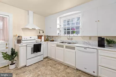 1110 College Avenue, Fredericksburg, VA 22401 - Photo 11