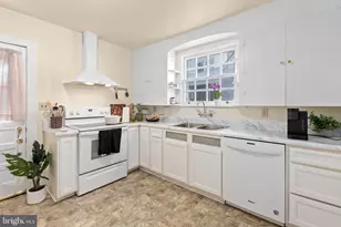 1110 College Ave, Fredericksburg, VA 22401 - Photo 11