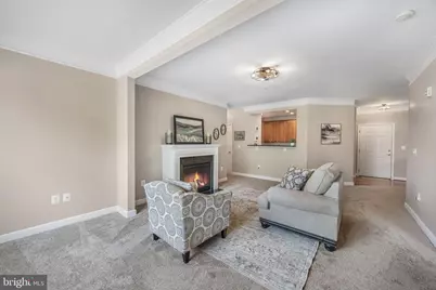 701 Cobblestone Boulevard #203, Fredericksburg, VA 22401 - Photo 13