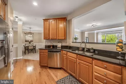 701 Cobblestone Boulevard #203, Fredericksburg, VA 22401 - Photo 9