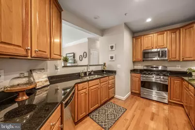 701 Cobblestone Boulevard #203, Fredericksburg, VA 22401 - Photo 7