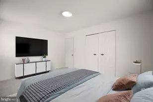 305 Cannon Cir, Fredericksburg, VA 22401 - Photo 17