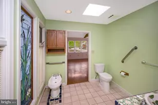 130 Spring Wood Dr, Fredericksburg, VA 22401 - Photo 11