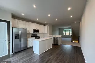 1113 Rampart Dr, Fredericksburg, VA 22401 - Photo 5