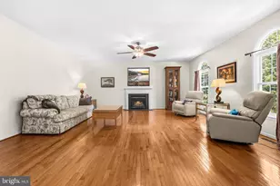 1107 Century Oak Dr, Fredericksburg, VA 22401 - Photo 9