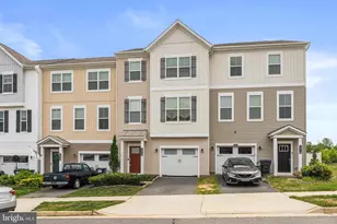 1418 Hudgins Farm Cir, Fredericksburg, VA 22408 - Photo 1