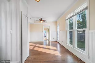 307 Hawke St, Fredericksburg, VA 22401 - Photo 17