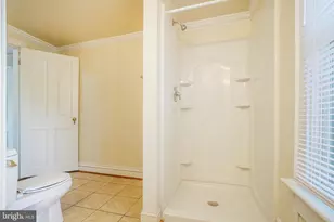 307 Hawke St, Fredericksburg, VA 22401 - Photo 25