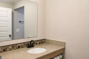 209 Prince Edward St, Fredericksburg, VA 22401 - Photo 15