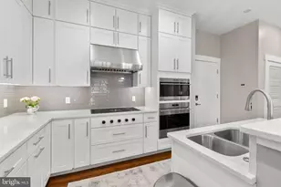 310 Frederick St, Fredericksburg, VA 22401 - Photo 13