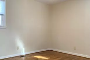 108 St Paul St, Fredericksburg, VA 22401 - Photo 7
