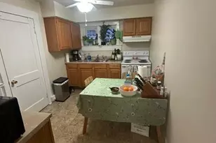 1320 B Rowe, Fredericksburg, VA 22401 - Photo 5