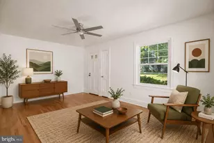 110 Forest Ave, Fredericksburg, VA 22401 - Photo 3