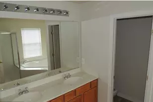 1124 Hampton St, Fredericksburg, VA 22401 - Photo 11