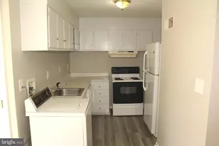 731 Denton Cir, Fredericksburg, VA 22401 - Photo 15