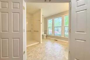 1404 Graham Dr, Fredericksburg, VA 22401 - Photo 9