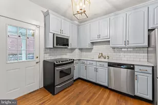 1006 Prince Edward St, Fredericksburg, VA 22401 - Photo 15