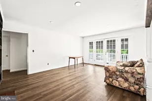 1318 Dandridge St, Fredericksburg, VA 22401 - Photo 9
